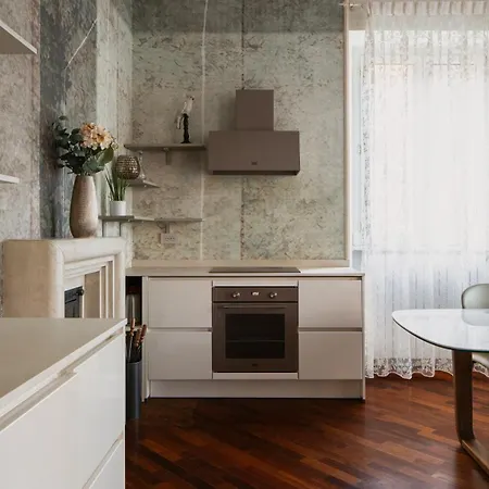 Bellevue Rosselli Apartment