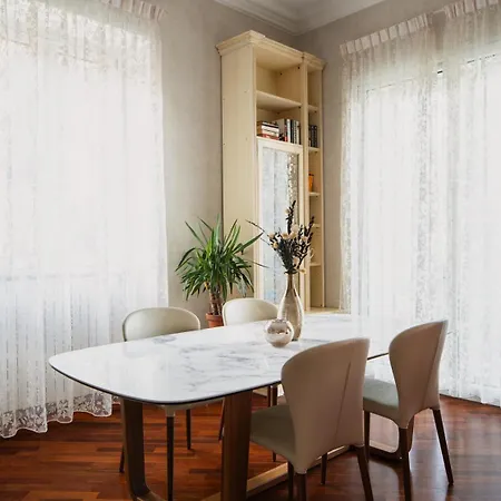 Bellevue Rosselli Apartamento Como